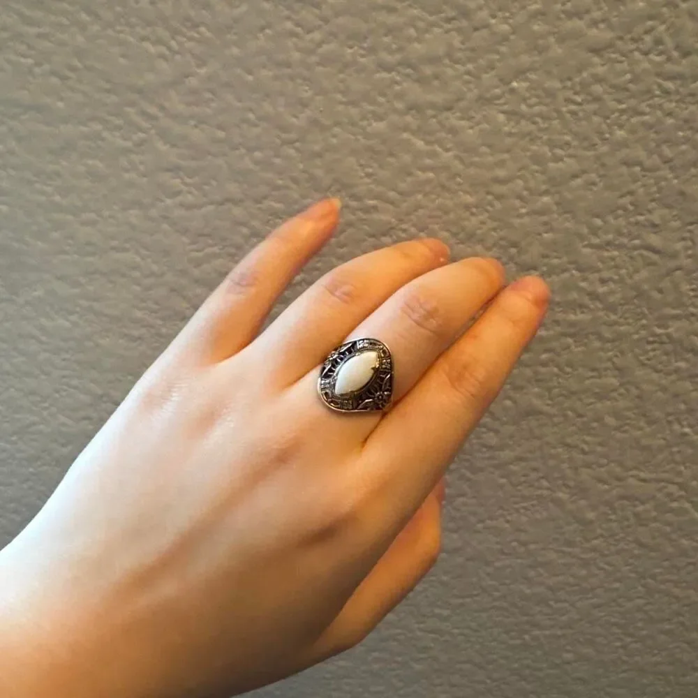 Unbranded Women's White and Gold Jewellery